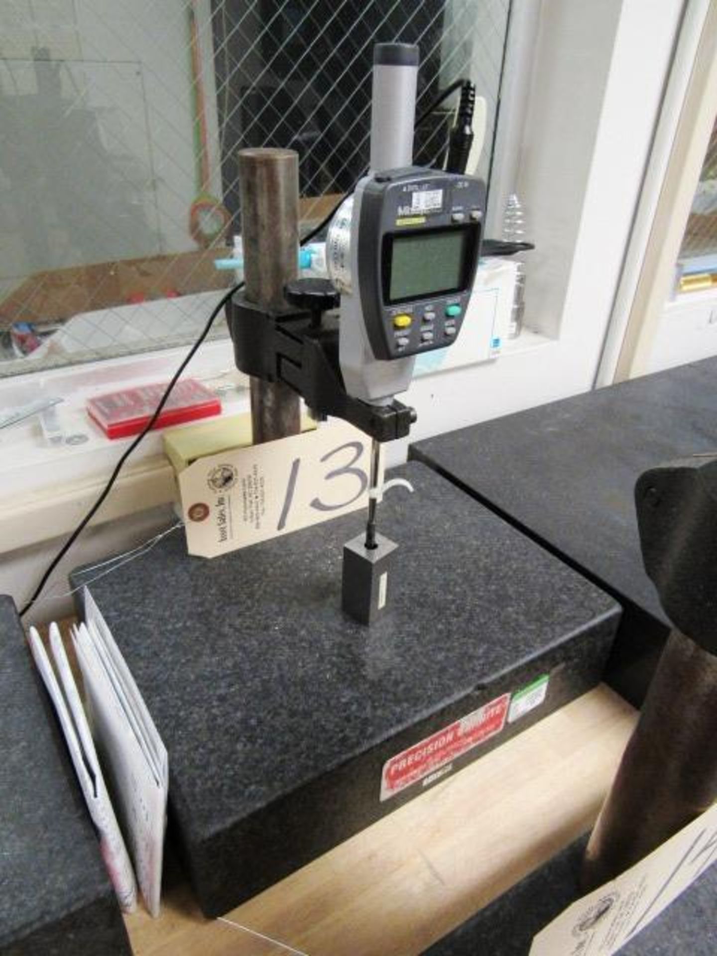 8'' - 12'' Surface Plate with Mitutoyo Absolute Gauge