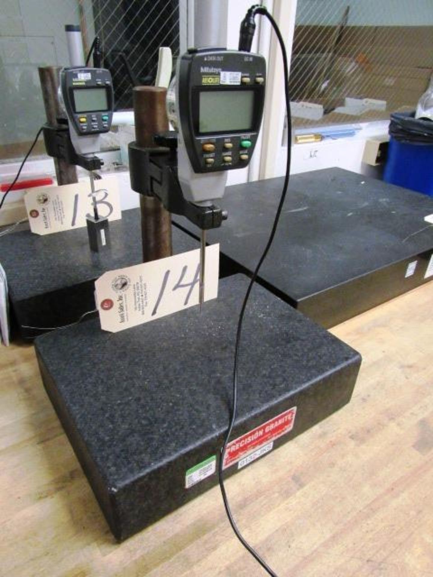 8'' - 12'' Surface Plate with Mitutoyo Absolute Gauge