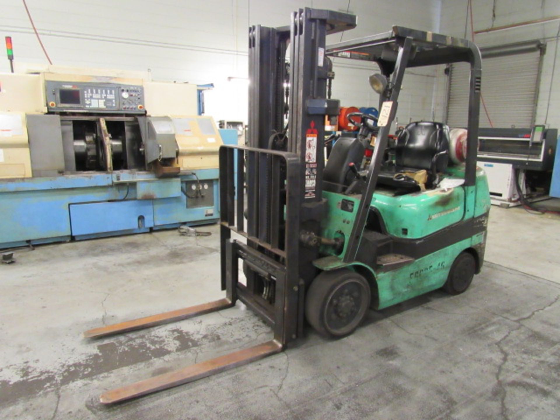 Mitsubishi Model FGC25K 4500lb Capacity Propane Forklift - Image 3 of 6