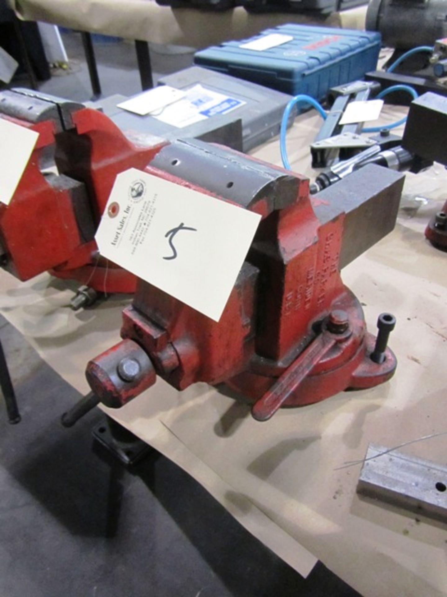 Charles Parker 4-1/2'' Bench Vise