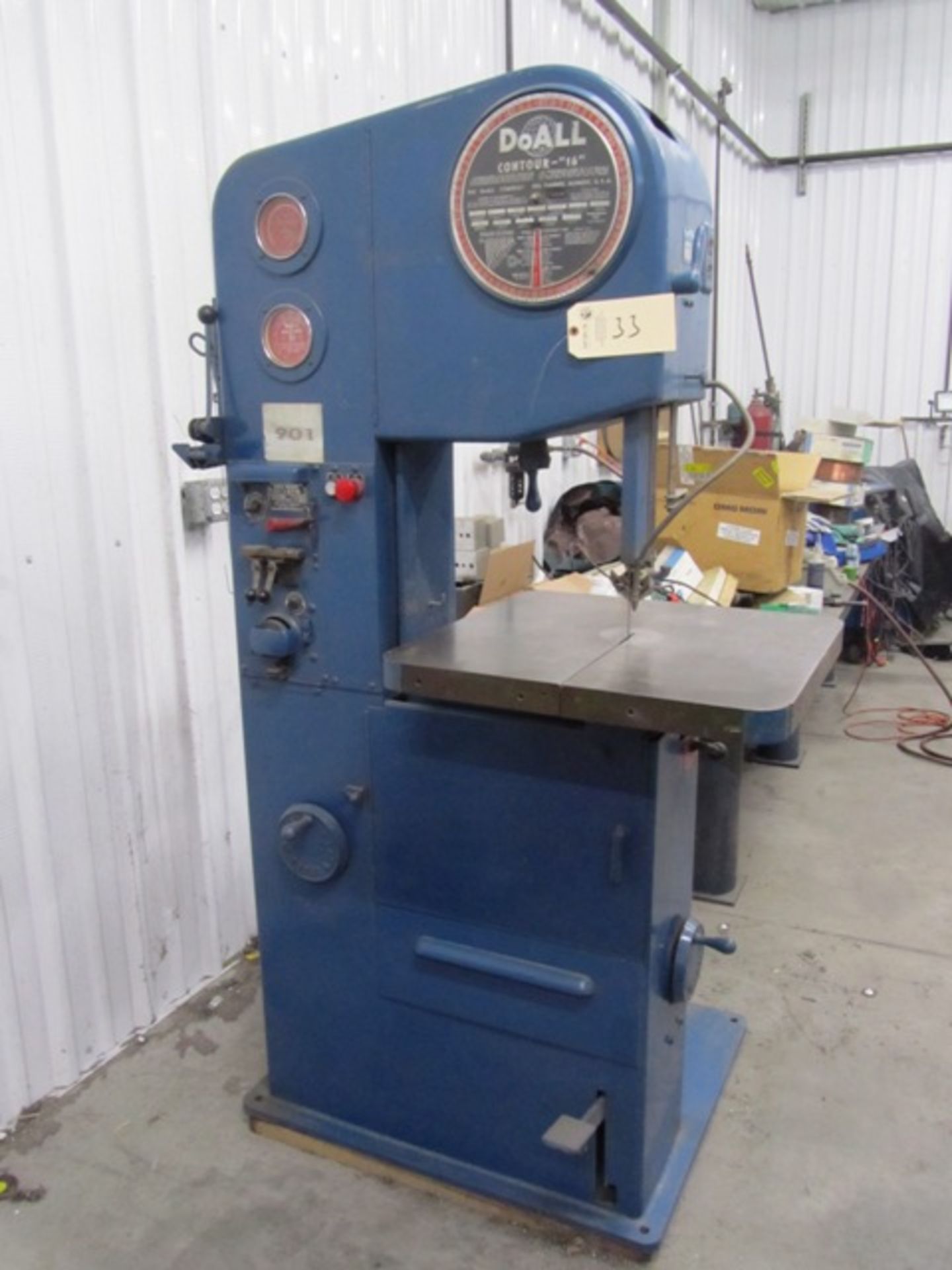 DoAll Model 1612-1 16'' Vertical Band Saw