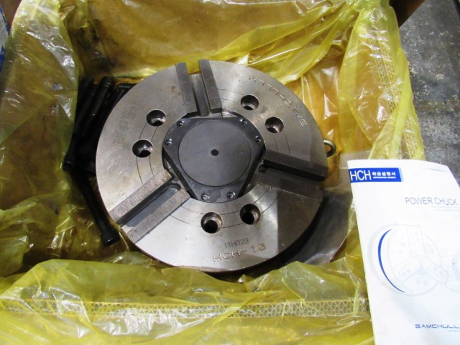 Samchully HCH-15 15'' Power Chuck