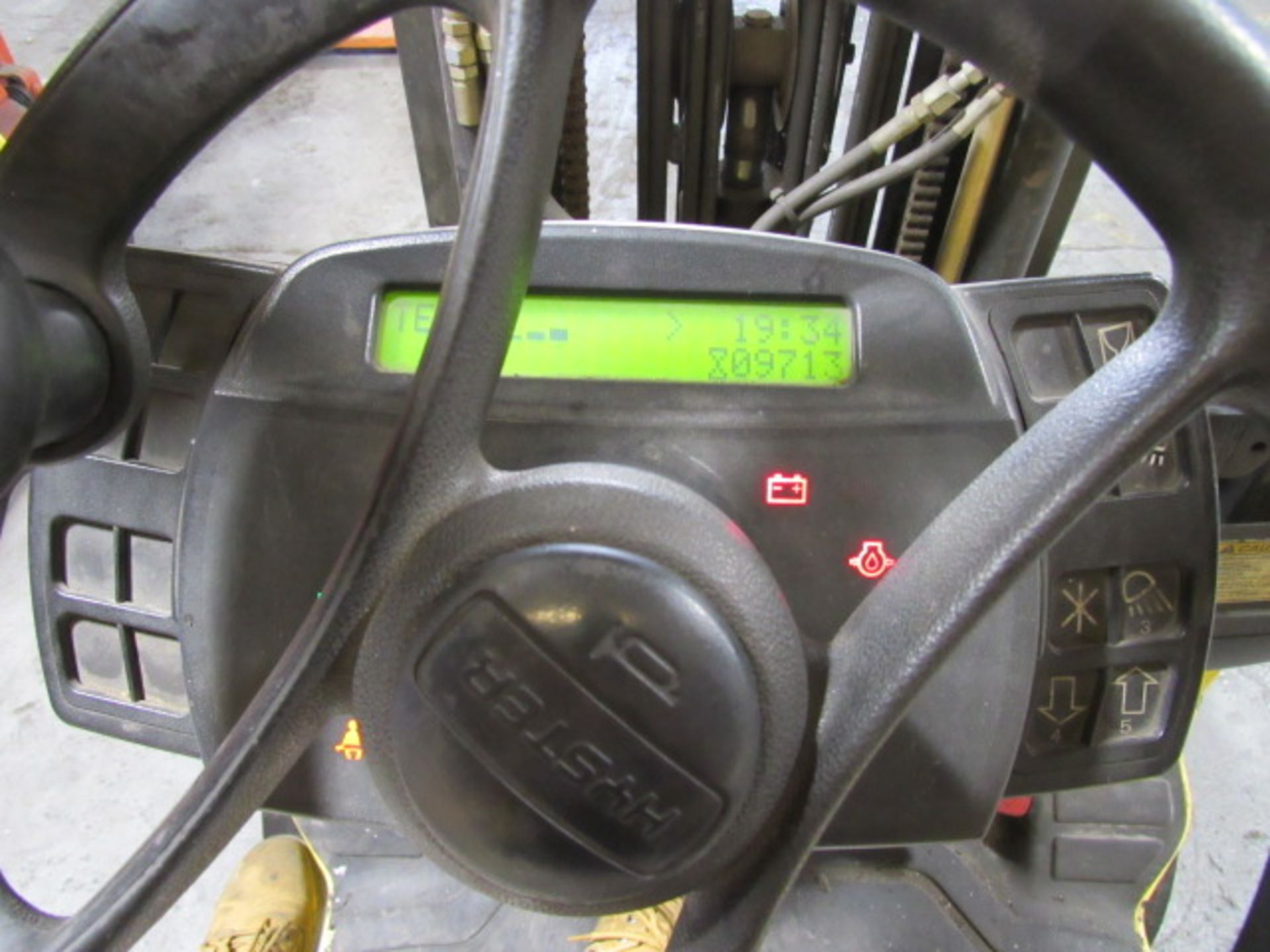 Hyster Model F50 5,000lb Capacity LP Gas Forklift - Image 5 of 8