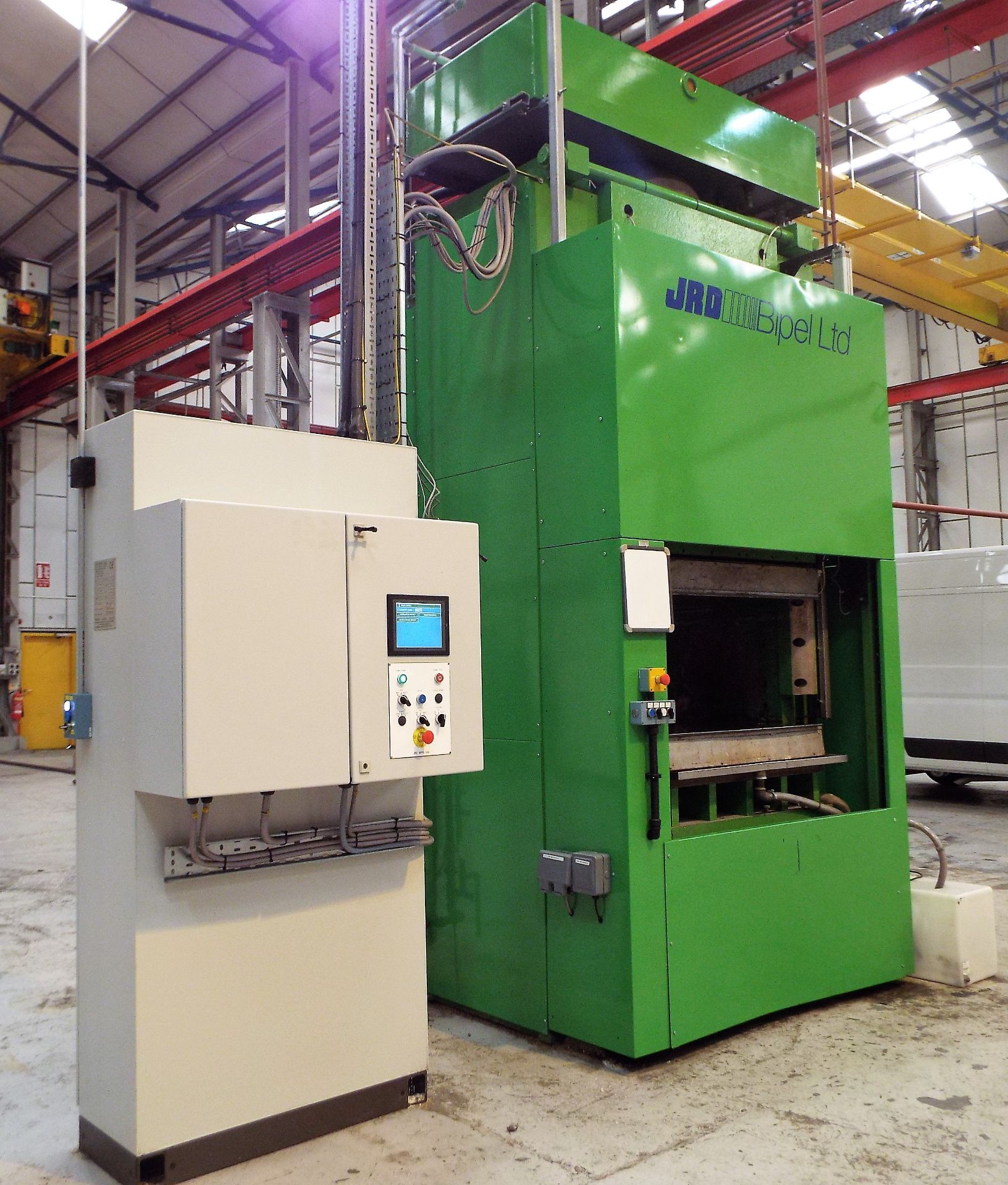 JRD Bipel 450 Tonne Hydraulic Hot Compression Press. - Image 2 of 23