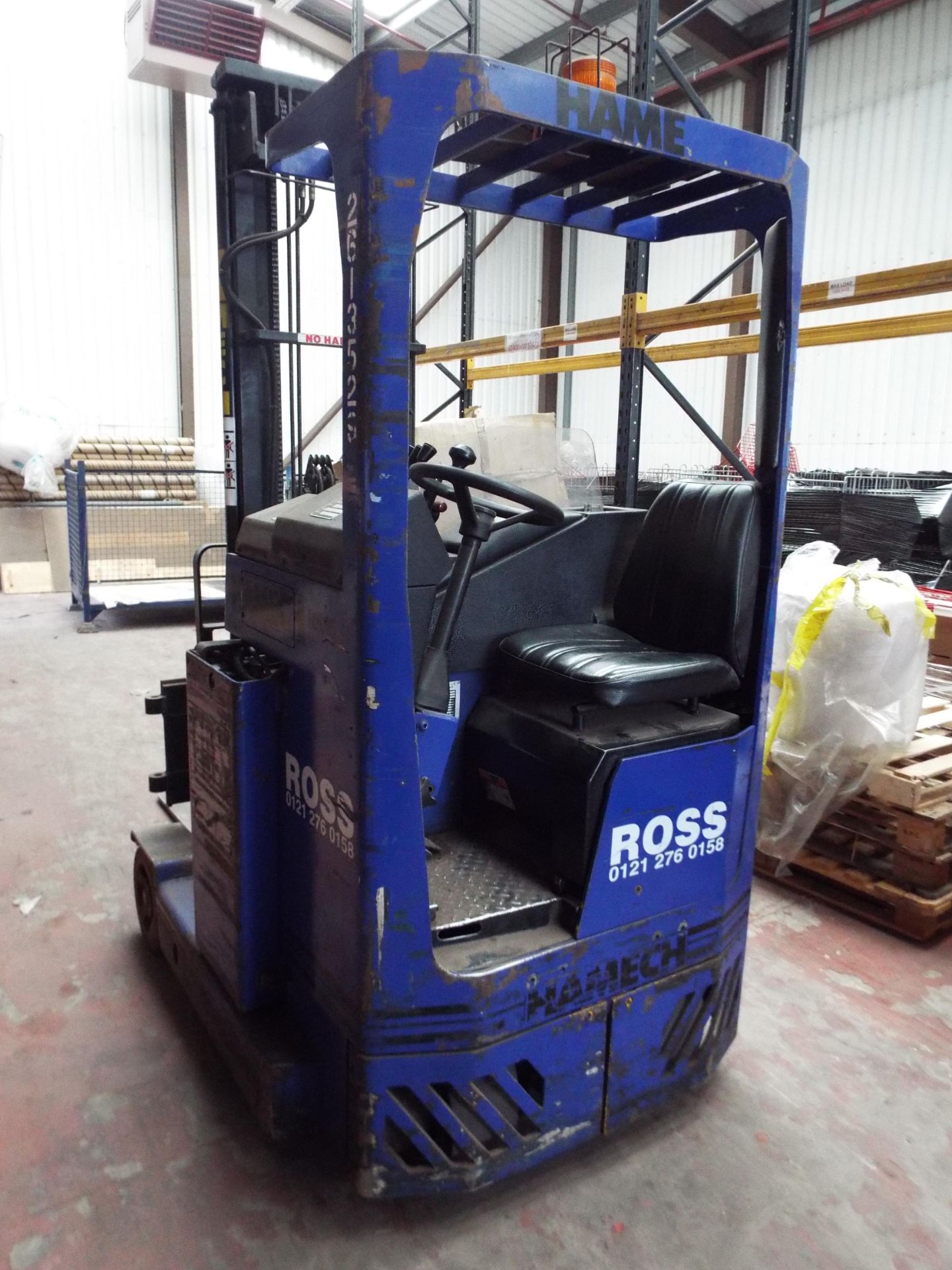 Hamech R5.15N Reach Truck cw Charger - Image 2 of 9