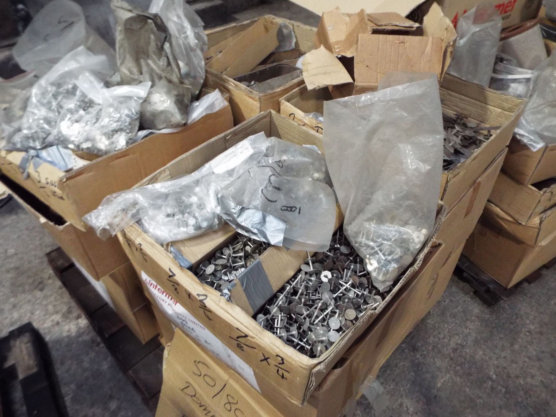 Large Quantity Of Boxed & Palletised Foundry Consumables. - Image 6 of 18