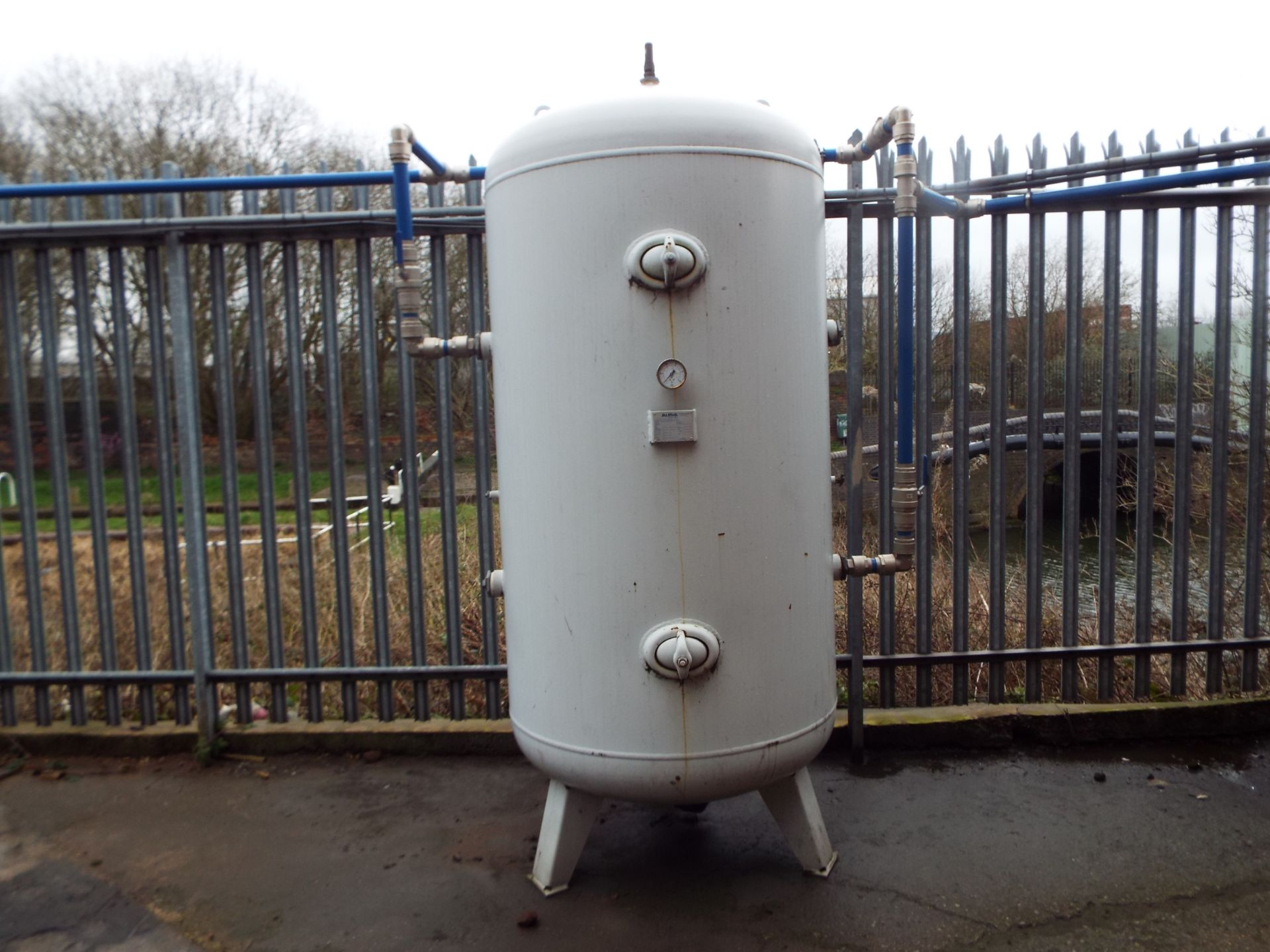 ALMIG 2000 LITRE RECEIVER - ITEM WITHDRAWN