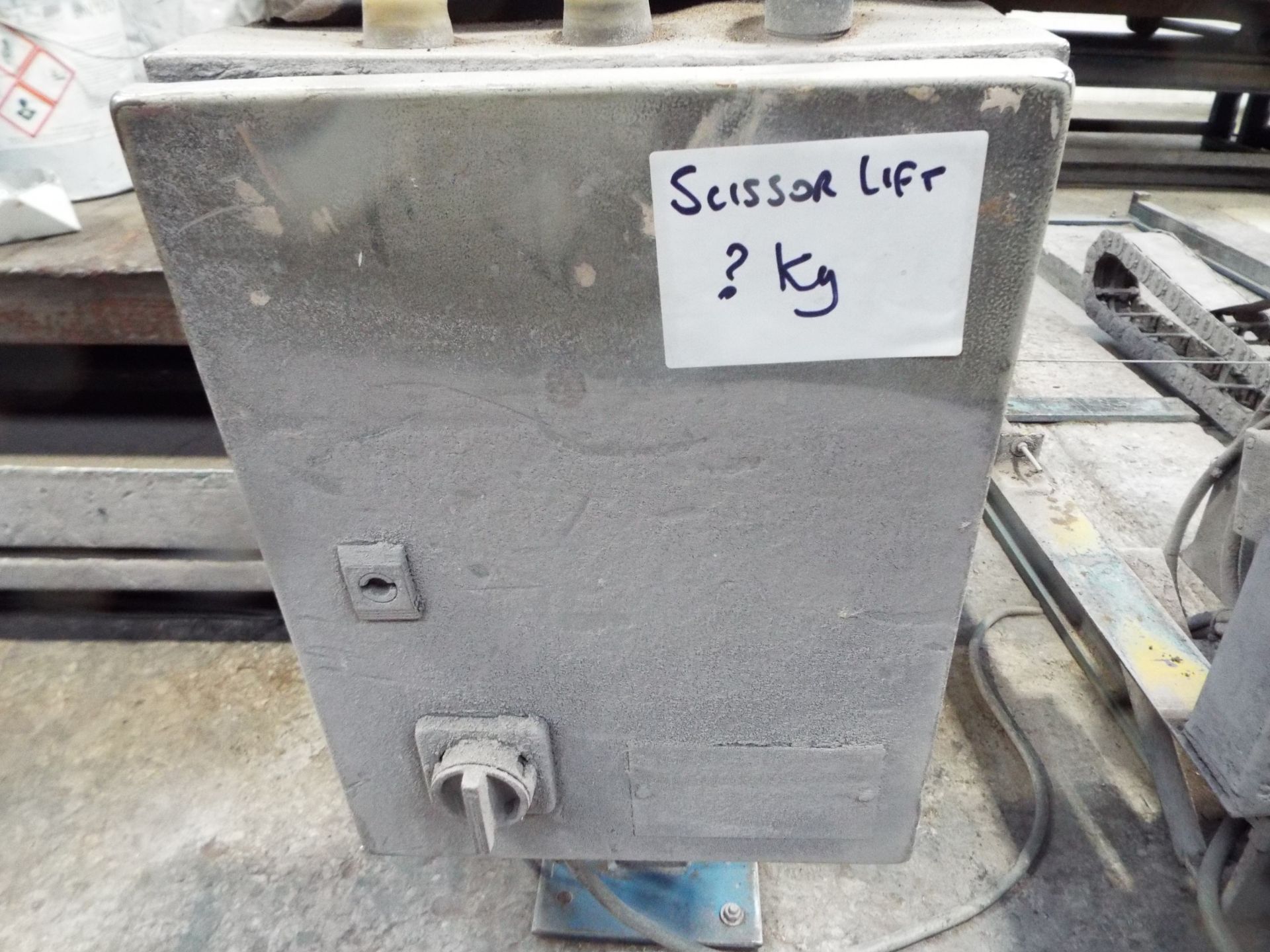 Floor Mounted Scissor Lift & Control Panel - Image 2 of 2