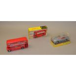 2 boxed Dinky Toy: 289 Routemaster Bus and  153 Aston Martin DB6, overall G/VG in G+ boxes. (2)