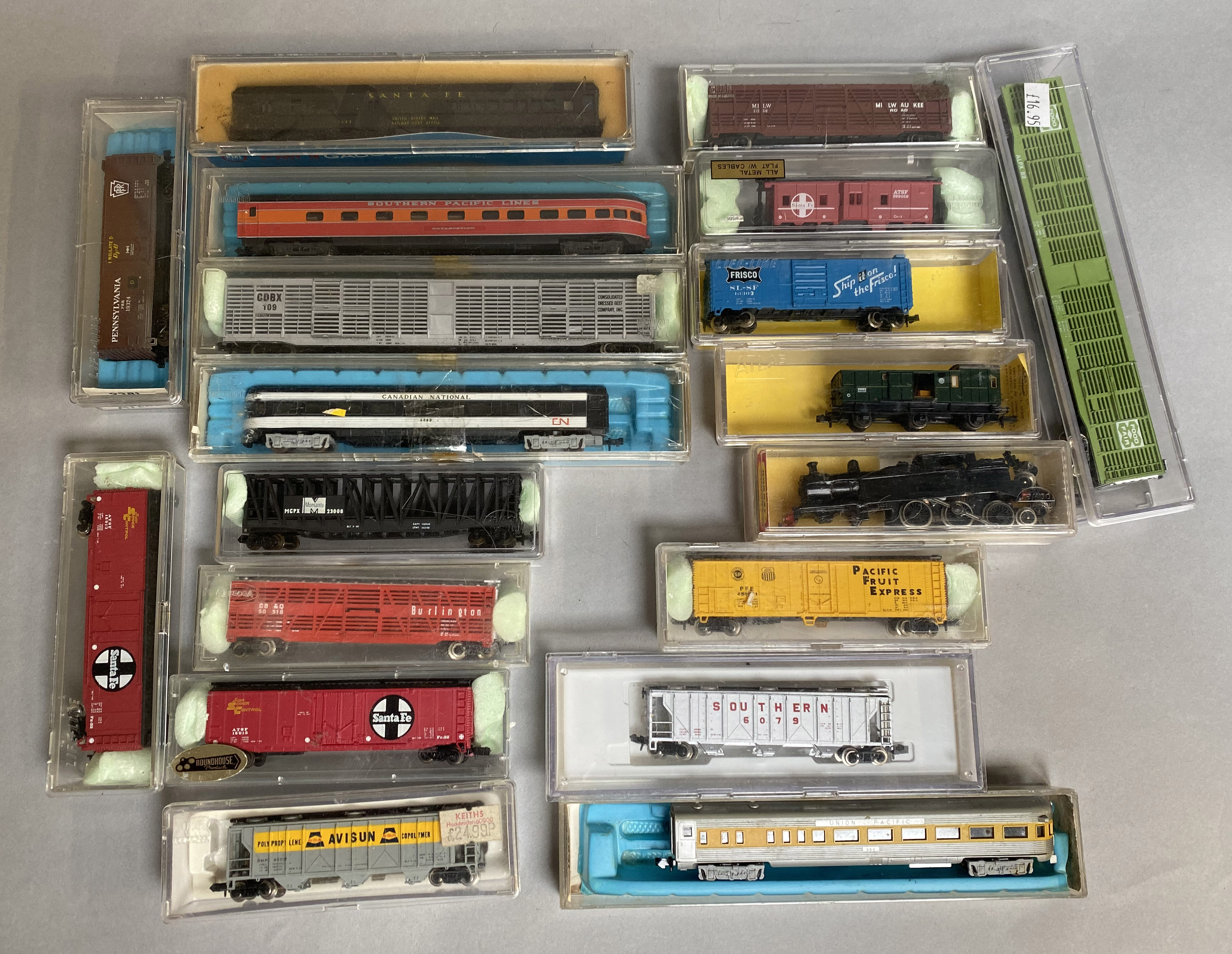 N Gauge US rolling stock by Mixed makers inc. AHM, Model Power, Life-Like Etc (18) Some scuffing and