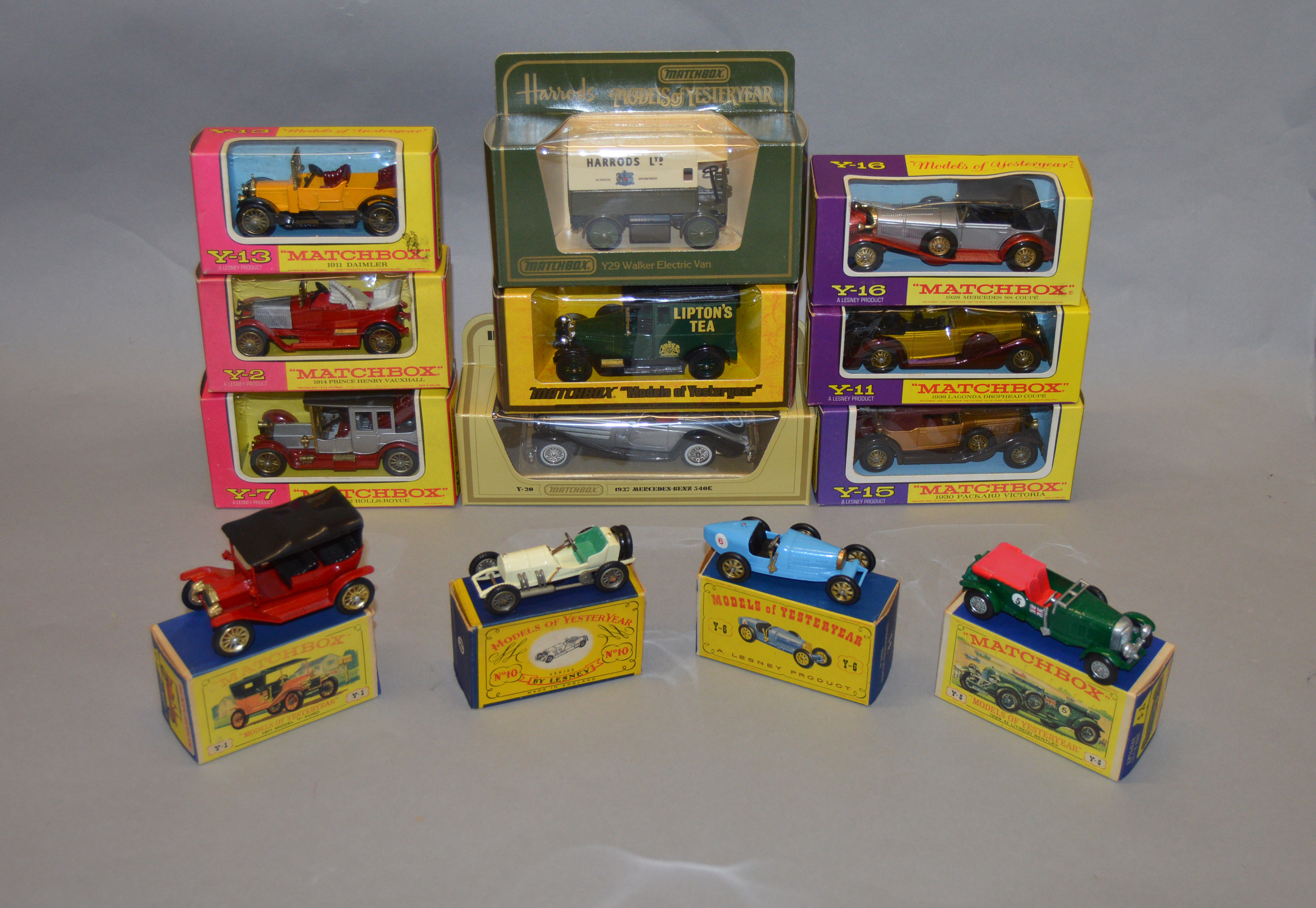 Auctions | Matchbox Models Of Yesteryear Group To Include Y5 Le Mans Bentley Y8