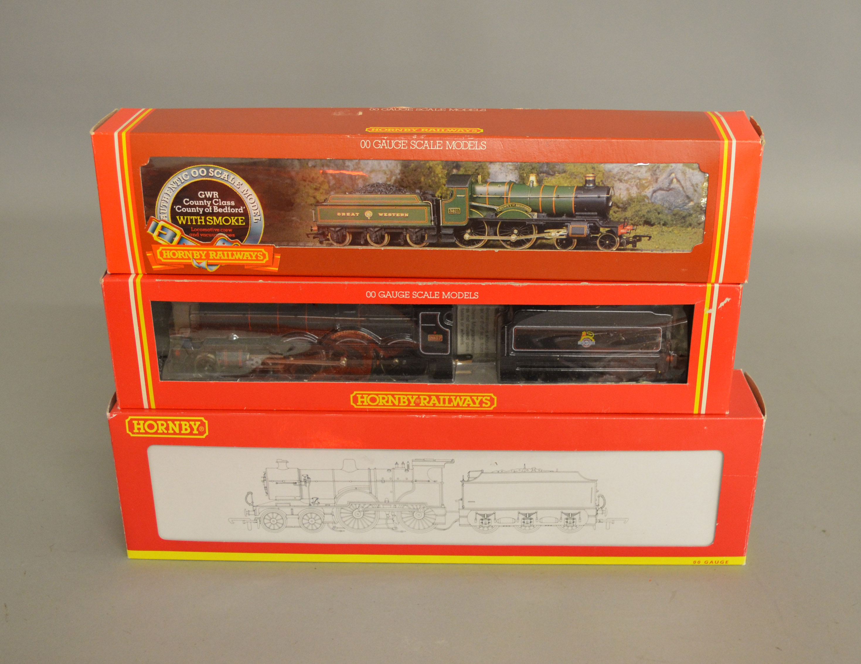 OO Gauge. 3 boxed Hornby Steam Locomotives, R.380 4-6-0 GWR Saint Class '2937 Clevedon Court' in