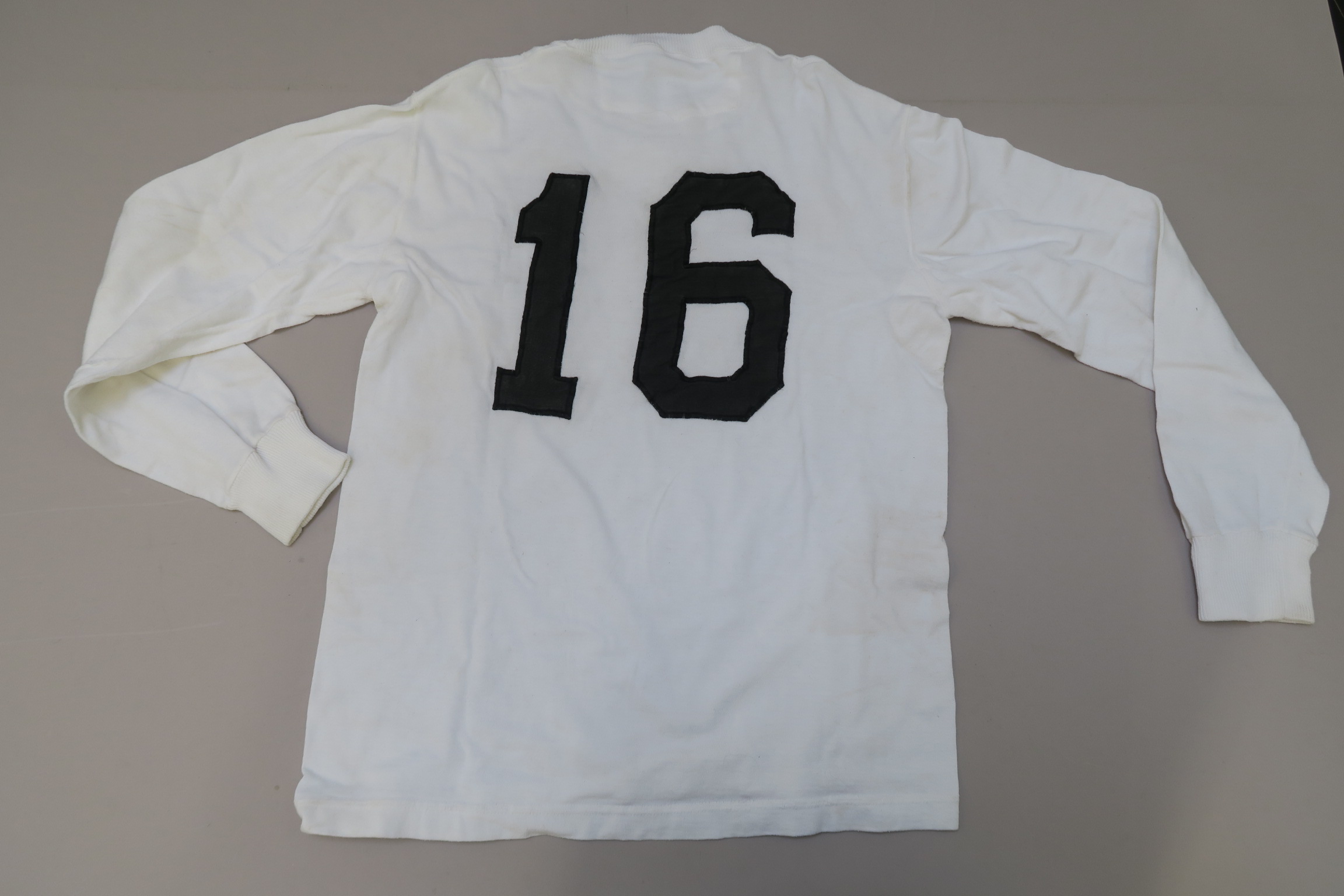 Santos original shirt worn for the Aston Villa v Santos International club friendly on 21st February - Image 2 of 2