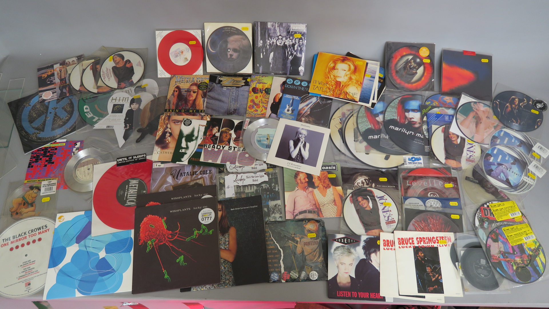 Ex record shop collection of 12 & 7 inch vinyl record picture discs plus other singles mainly new