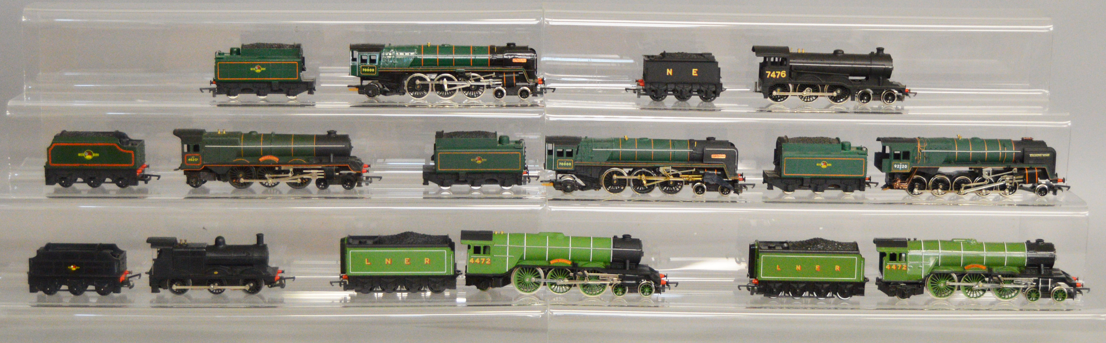 OO Gauge. 8 unboxed Steam Locomotives by Triang/Hornby, including two variants of the LNER  4-6-2 '