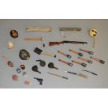 A small quantity of accessories suitable for use with Dragon or similar 1:6th scale military