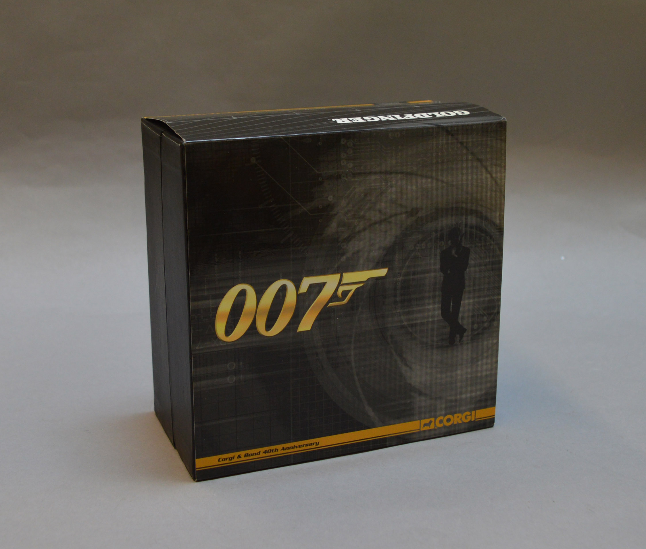 James Bond 007. A boxed Corgi CC99171 'Corgi & Bond 40th Anniversary Set', issued in 2005, limited - Image 2 of 2