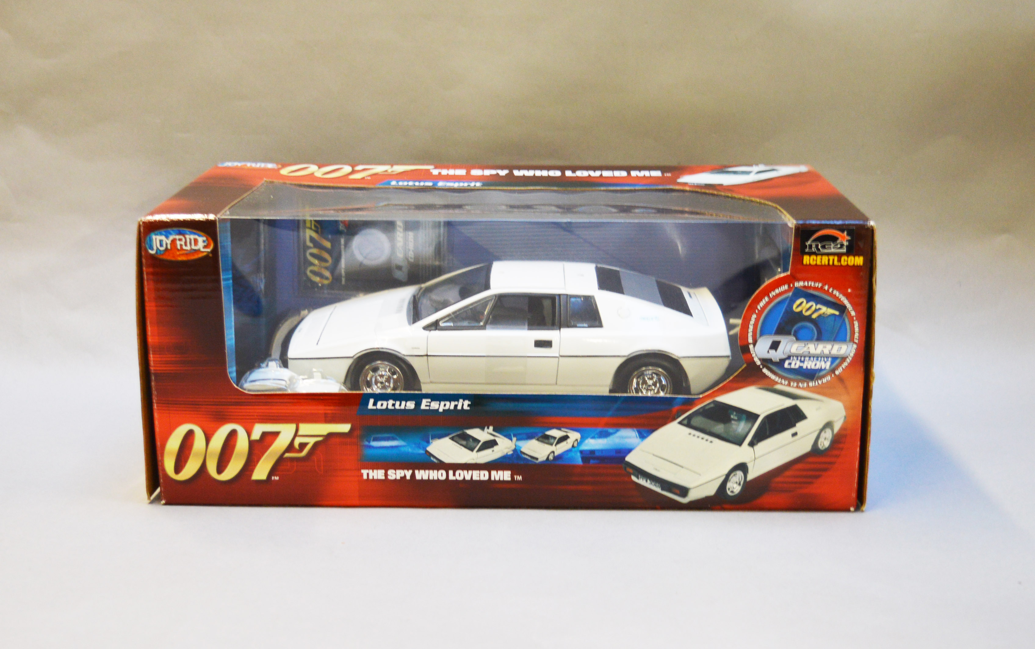 James Bond 007. A boxed Joyride 1:18 scale Lotus Esprit in white, issued in 2006, modelled on the