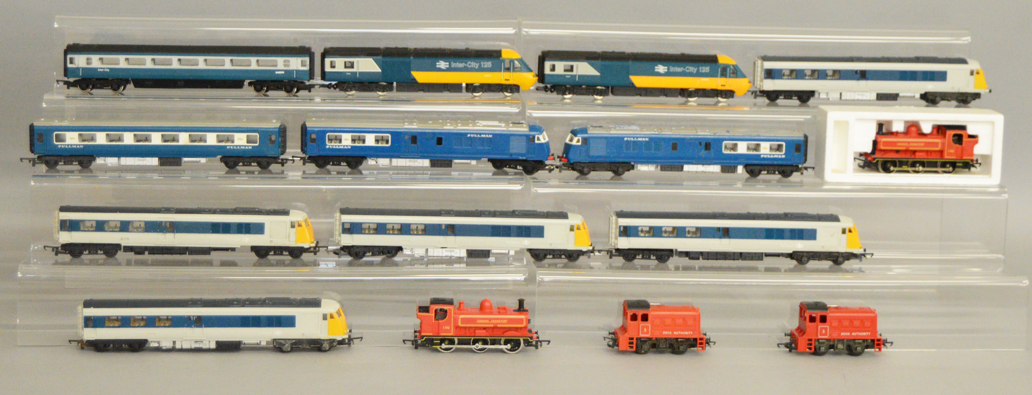 OO Gauge. An assortment of unboxed locomotives by Tri-ang and Hornby including 3 grey/blue