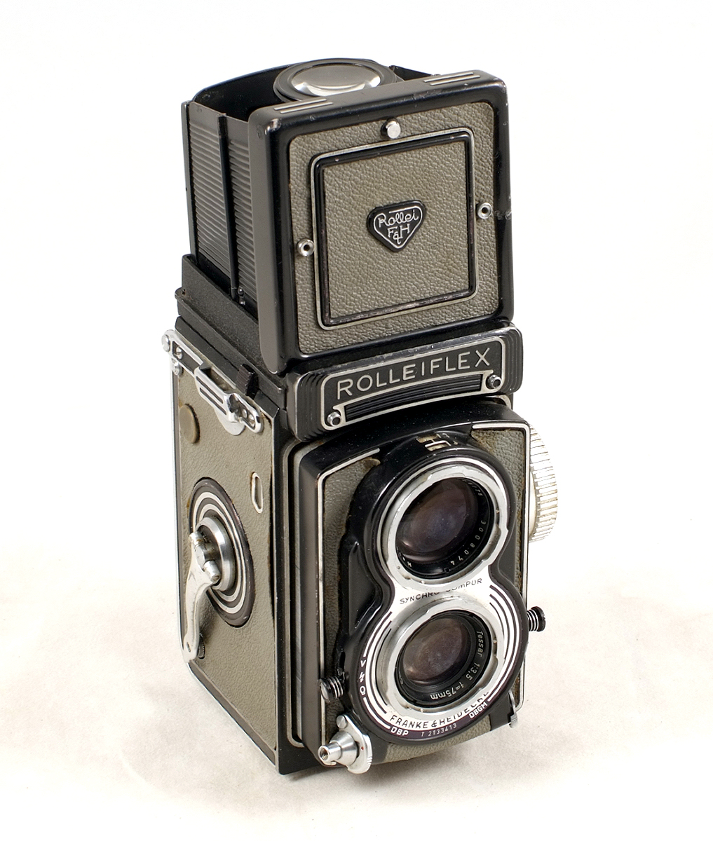 Grey Rolleiflex T Twin Lens Reflex. - Image 3 of 3