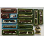 OO gauge: 5 locomotives and 10 rolling stock items by Airfix, GMR and Replica Railways. (15)