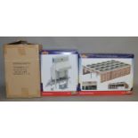 OO Gauge: 2 boxed model buildings from the Bachmann 'Scenecraft' range, 44-050 Four Road Engine Shed