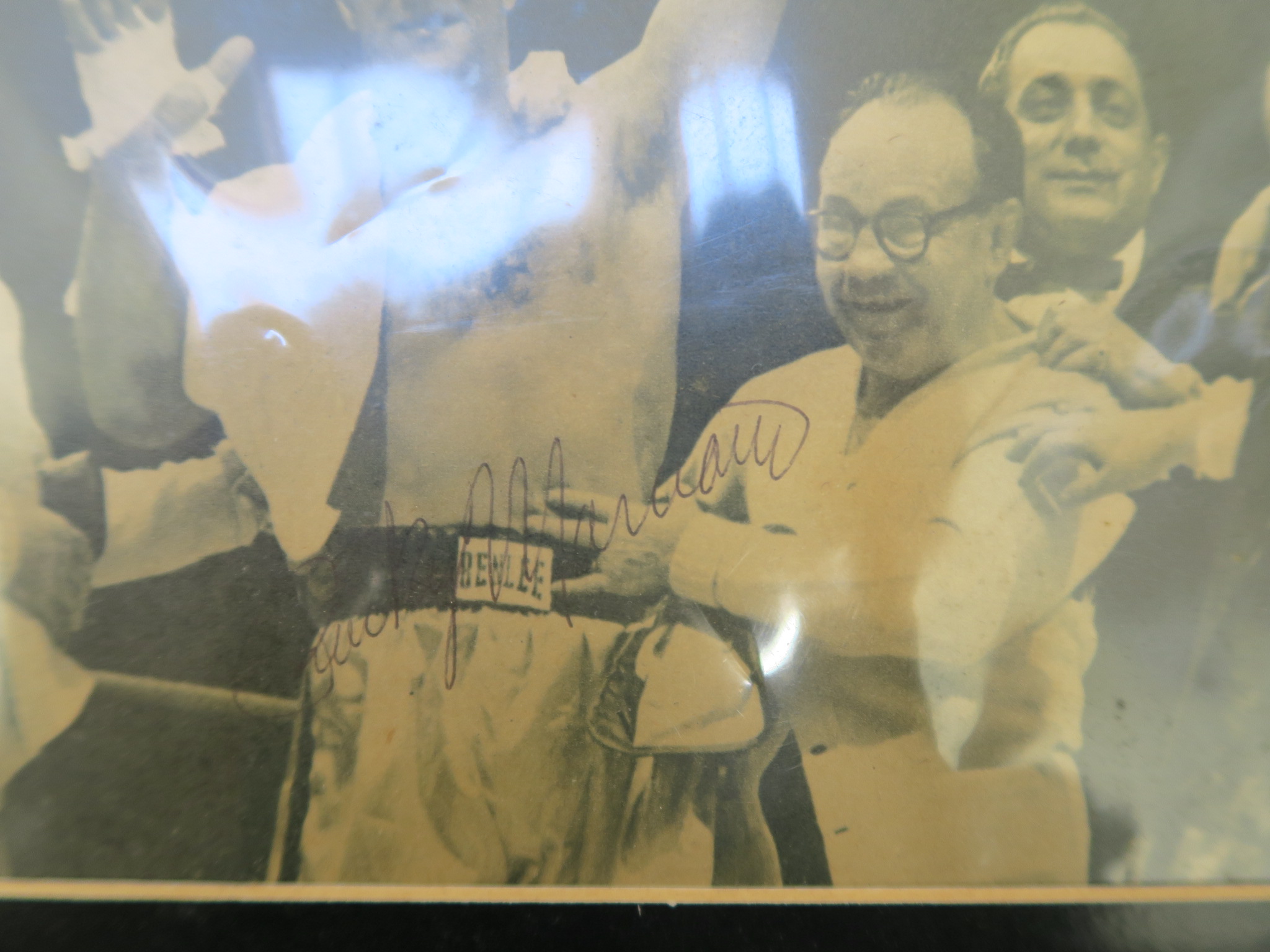 Rocky Marciano original autograph of the unbeaten World Heavyweight Champion. The autograph is on - Image 2 of 4