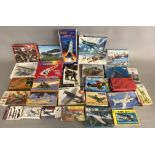 EX DEALER STOCK: 28x assorted model kits including Aliplast, Glencoe, Testors etc, various scales.