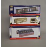 OO Gauge: 3 boxed Servicing buildings from the Bachmann 'Scenecraft' range including 44-017 Modern S