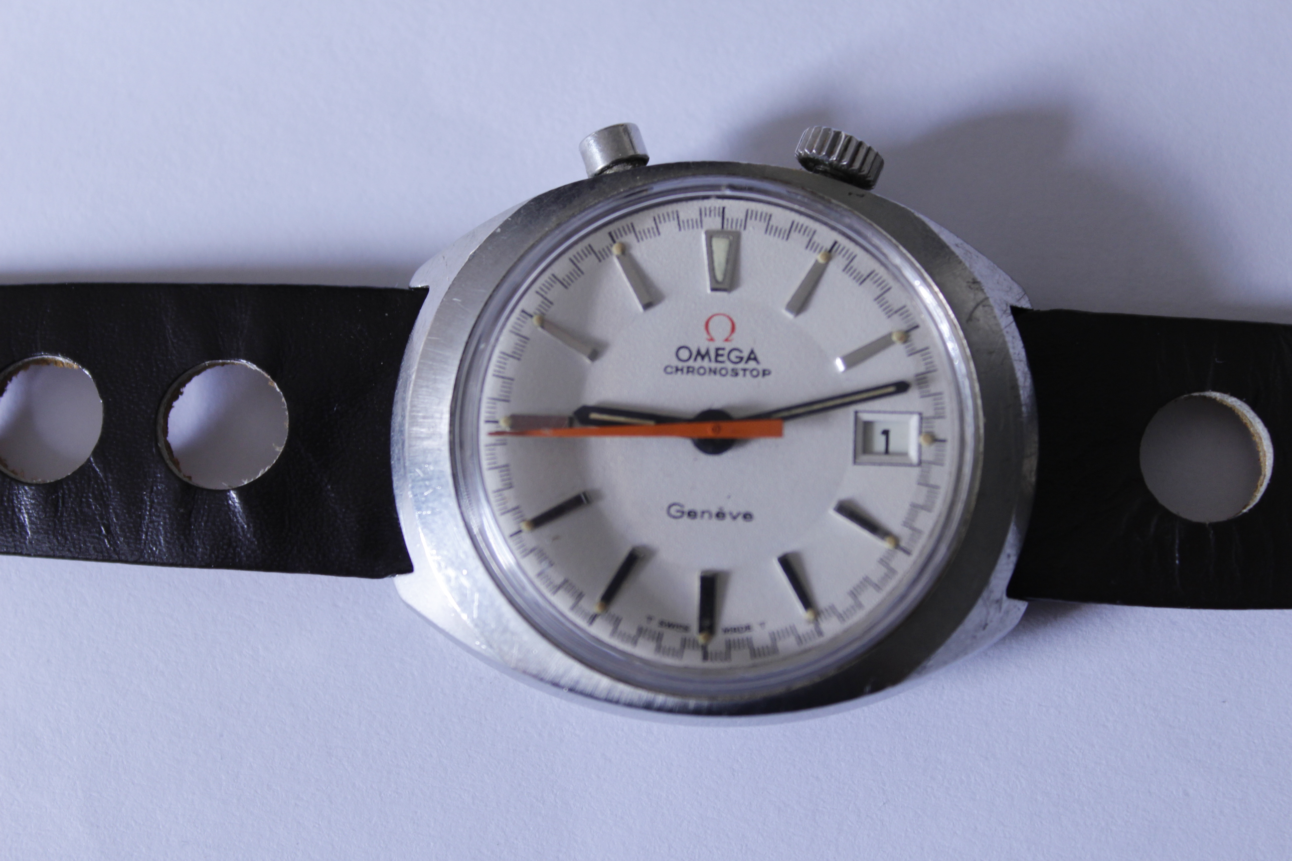 OMEGA - A 1969 Omega Chronostop mechanical gents wristwatch, stop function working correctly, with