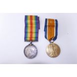 A pair of First War medals to 'PTE T.H.E.PRIMMER A.CYC.CORPS' (Cyclist Corp)