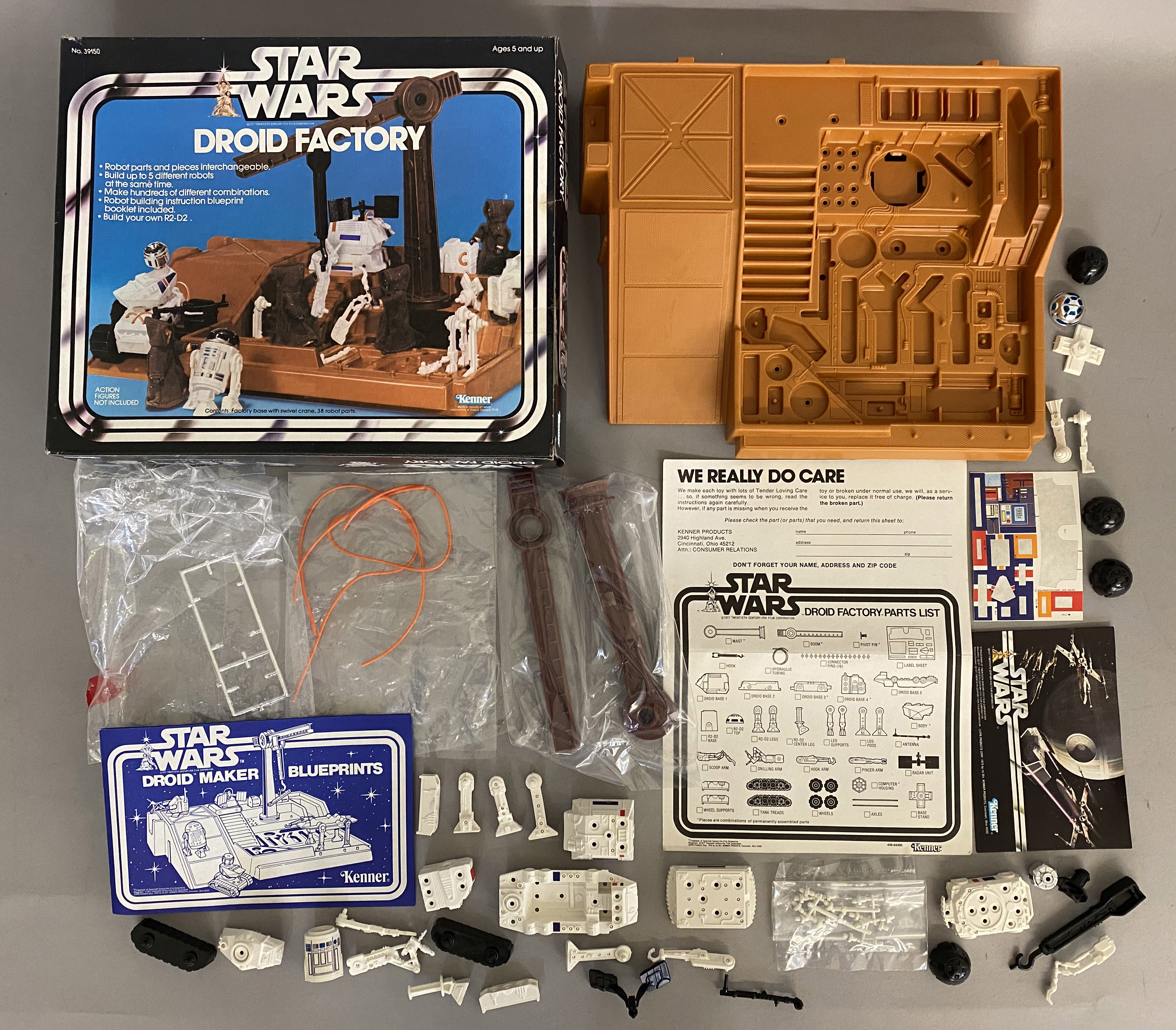 Star Wars: Kenner 39150 Droid Factory, Palitoy 33329 Droid Factory and Kenner 39130 Land Of The Jawa - Image 2 of 4