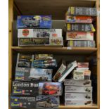 28x assorted model kits including Airfix, Heller, Revell, Matchbox etc. (Contents not checked for