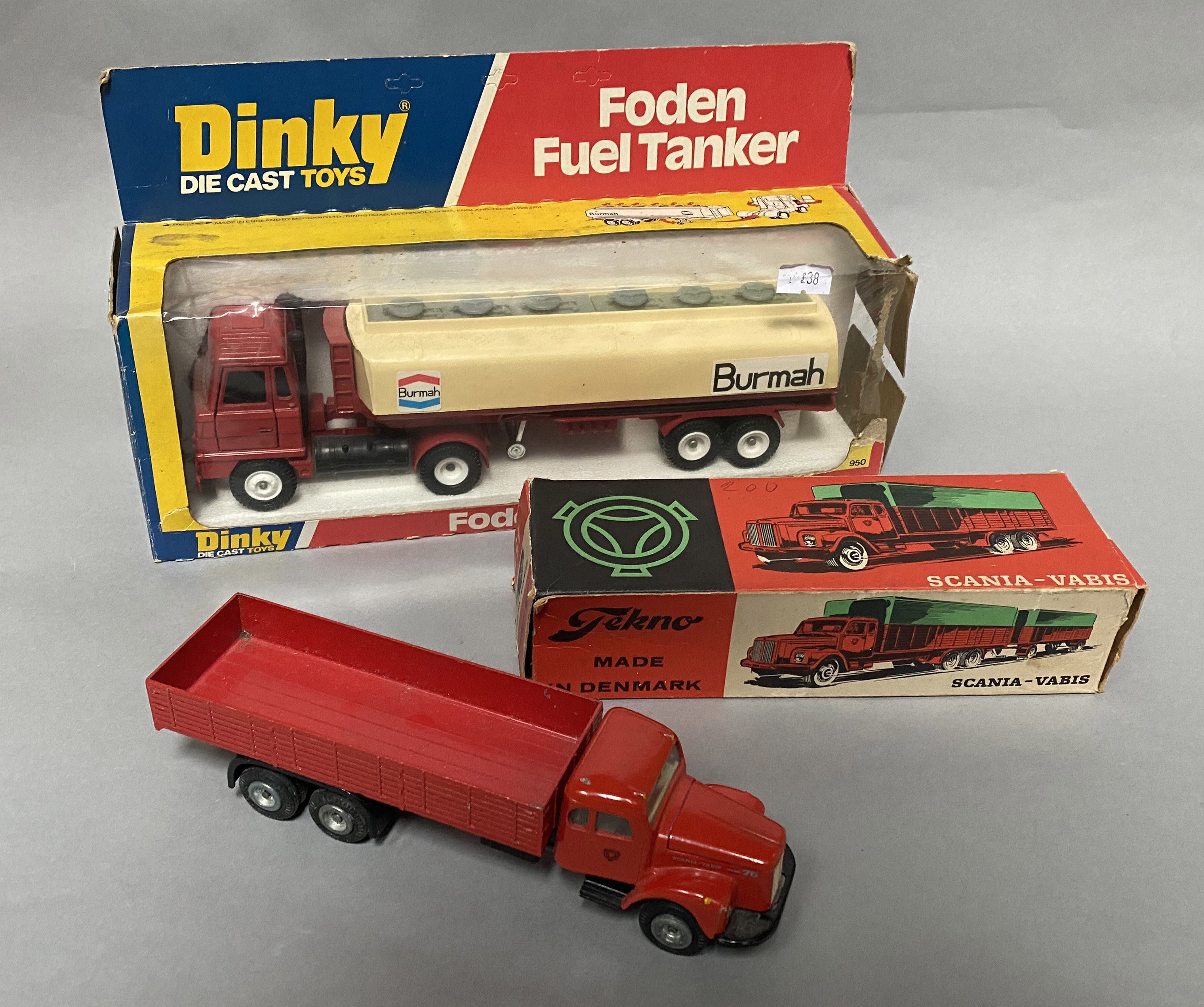 A vintage Tekno 451 Scania- Vabis together with a Dinky 950 Foden Fuel Tanker, both boxed.