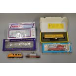 HO Gauge. 4x Track Cleaning cars with associated boxes.