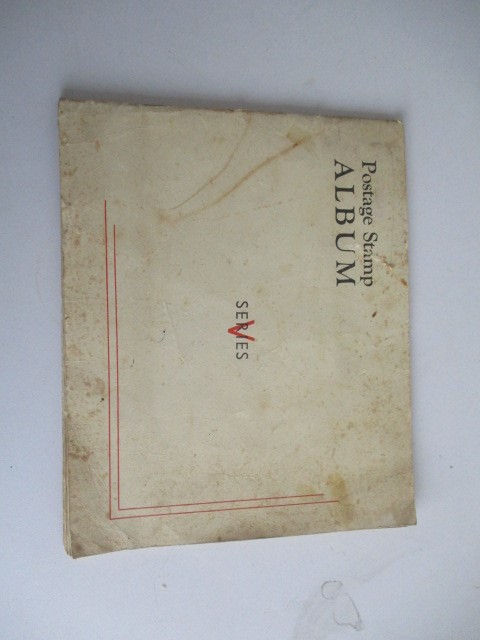 Two albums of various worldwide stamps along with an empty album - Image 51 of 55