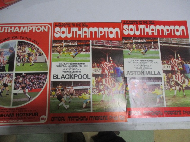 A collection of Southampton F.C football programmes, dating mainly from 1969- 1979 - Image 7 of 10