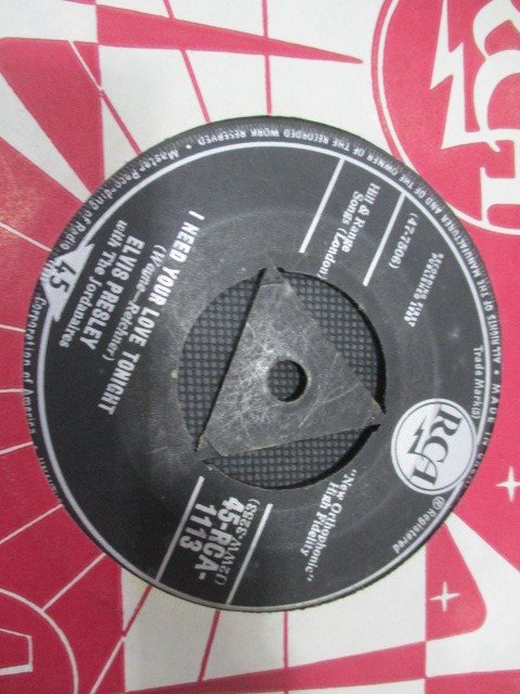 A collection of 7" singles including Elvis Presley, Billy Fury, Roy Orbison, The Crickets - Image 4 of 5