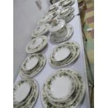 A Royal Doulton dinner service "Larchmont" ( 9 place settings)