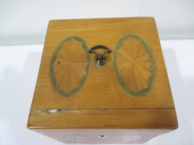 A Georgian inlaid tea caddy with shell decoration and ivory escutcheon - Image 3 of 6