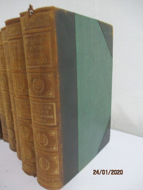 Eight volumes of Harmsworth History Of The World - Image 4 of 4