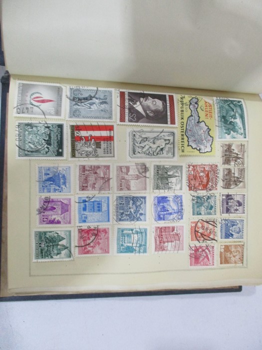 A collection of worldwide stamps along with loose stamps - Image 5 of 94