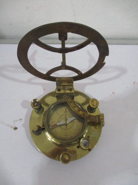 A brass sun dial and compass in wooden box - Image 4 of 9