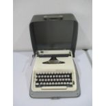 A vintage Remington ten forty type writer