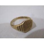 A 9 ct gold gentleman's ring, 5.18g