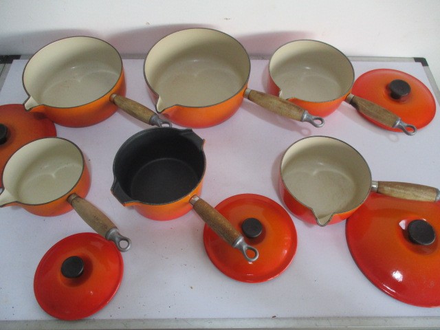 A collection of vintage Le Creuset saucepans - Image 4 of 8