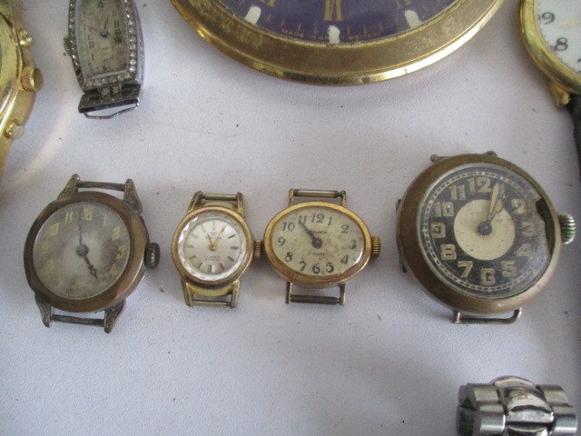 A collection of watches, pocket watches and clocks including replica Jacob & Co, Seiko, Sekonda, - Image 7 of 12