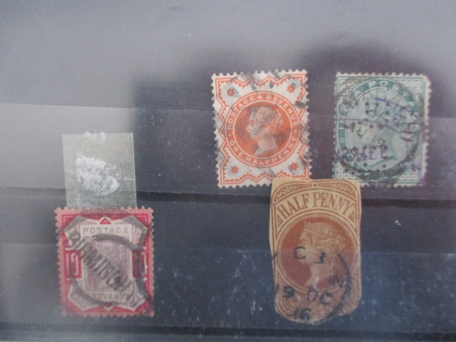 A stamp album containing various Victorian - 1970's British stamps including a Penny Black, Penny - Image 4 of 78