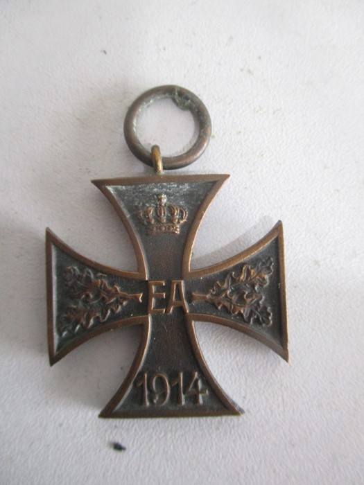 A WWI Iron Cross ( 1914), a German 40 year service medal, West Wall medal and a Brunswick war - Image 6 of 9