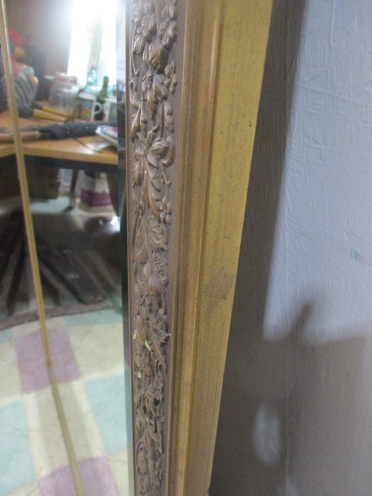 A large gilt mirror, 134cm x 104cm - Image 4 of 5